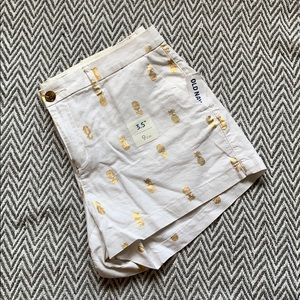 Old Navy White with Pinapples shorts